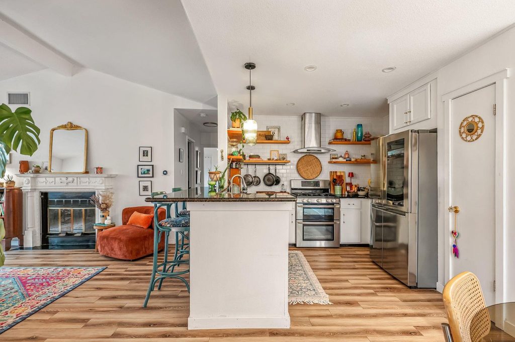 11907 Tobler Trail