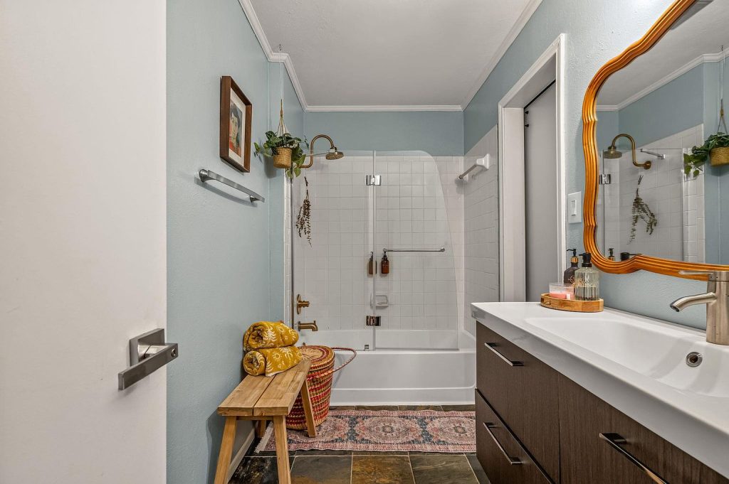 11907 Tobler Trail
