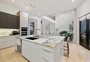 5 Inwood Cove