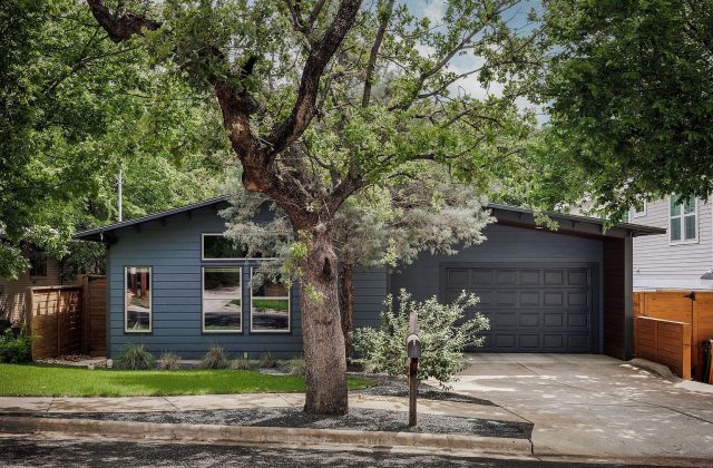 1605 Maple Avenue