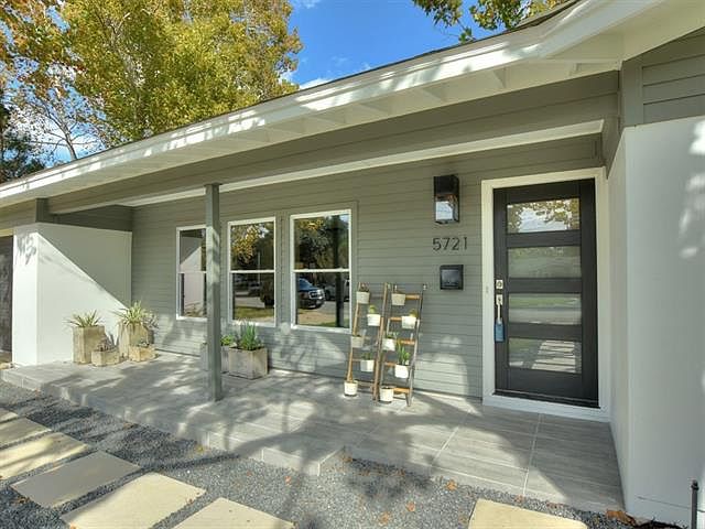 5721 Louise Lane