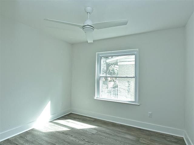 5721 Louise Lane