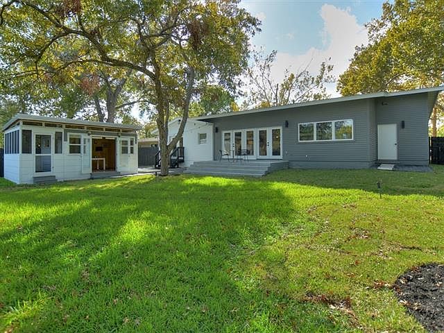5721 Louise Lane