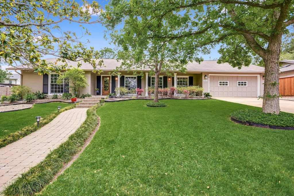 3413 Mount Barker Drive
