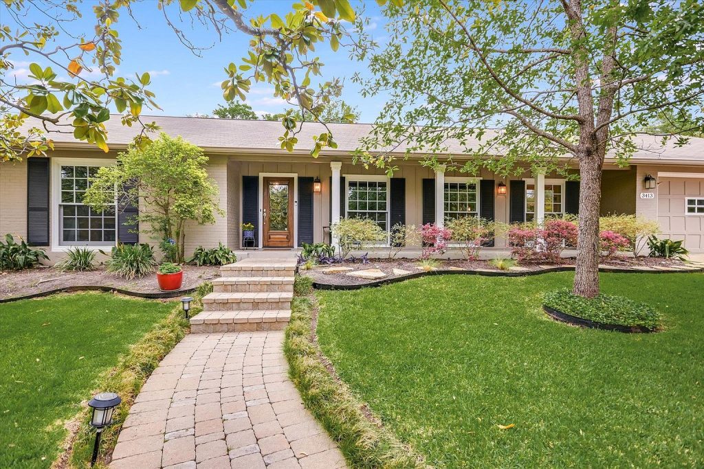 3413 Mount Barker Drive