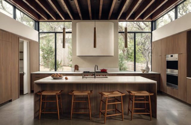 4705 Balcones Drive