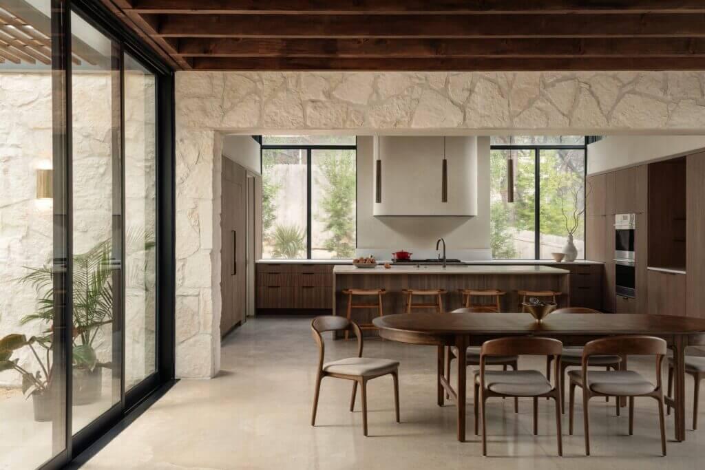 4705 Balcones Drive
