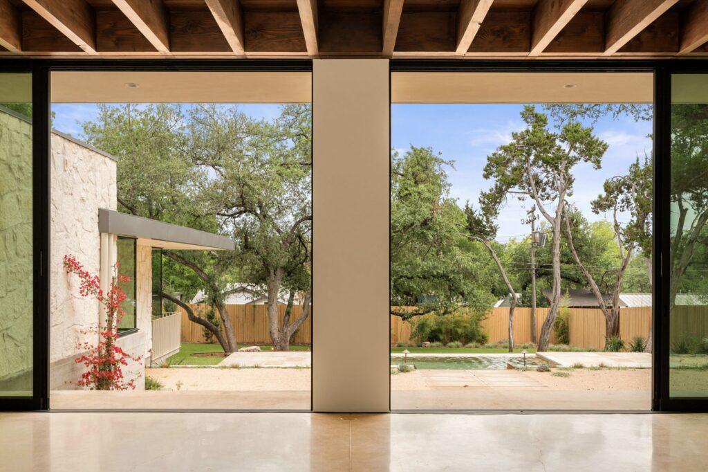 4705 Balcones Drive