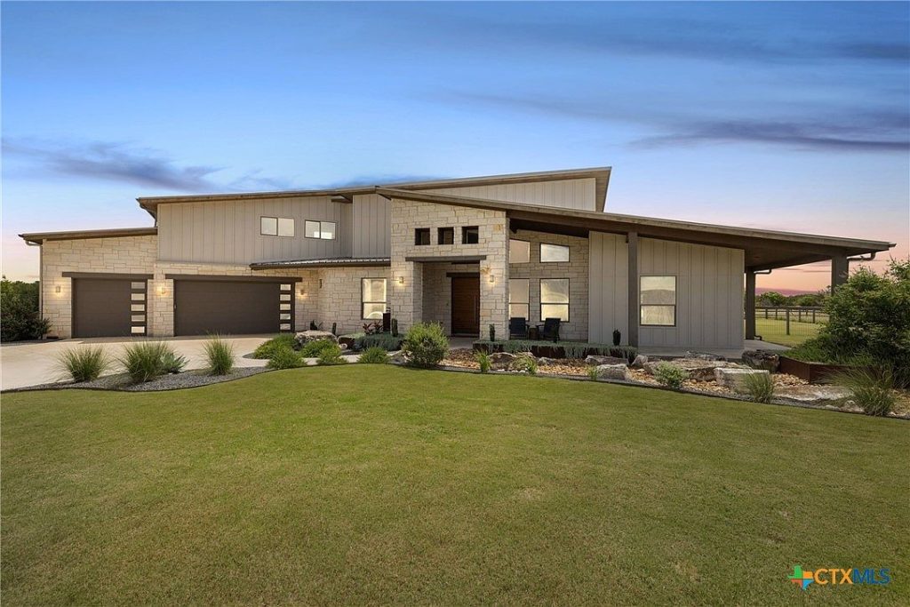 215 Mesa Vista Drive
