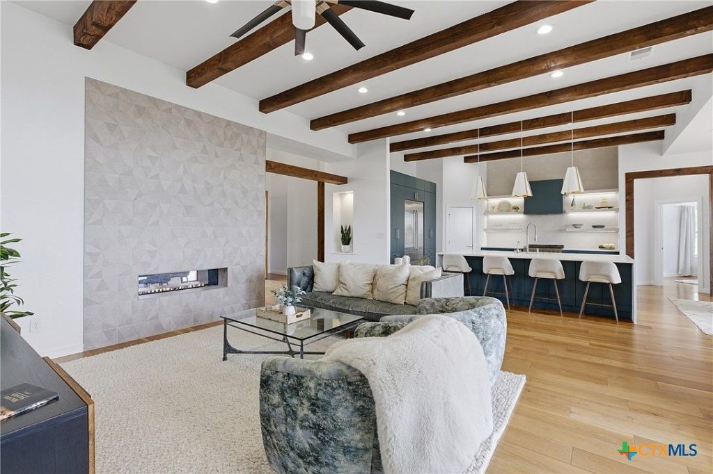 215 Mesa Vista Drive
