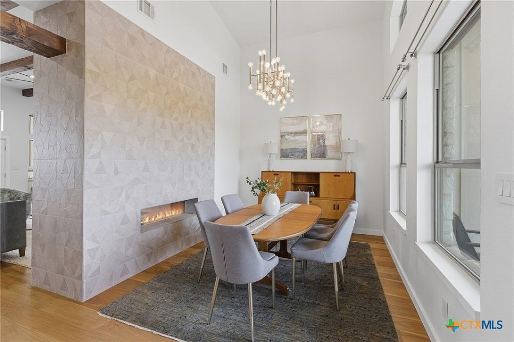 215 Mesa Vista Drive