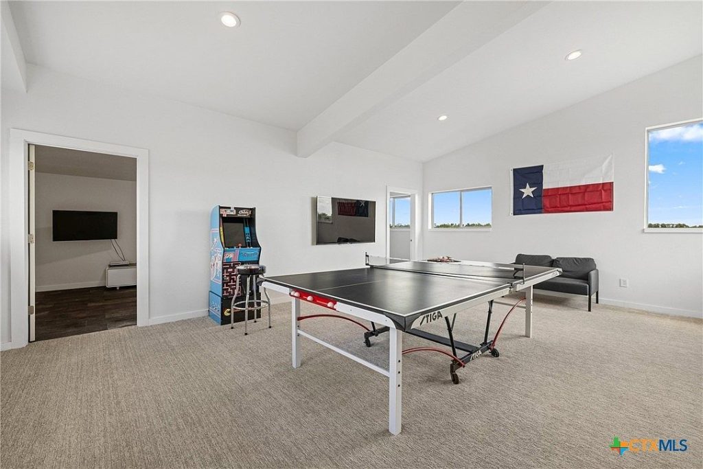 215 Mesa Vista Drive
