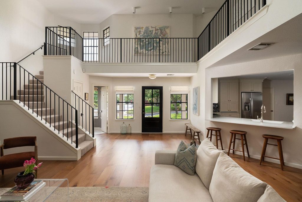 6529 Heron Drive