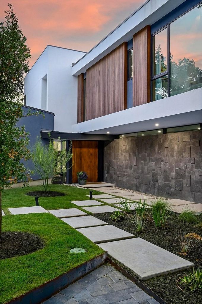 1001 Madrone Road