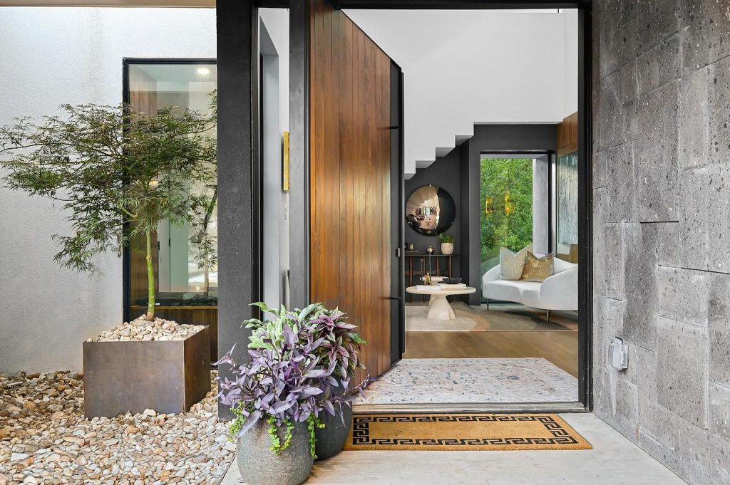 1001 Madrone Road