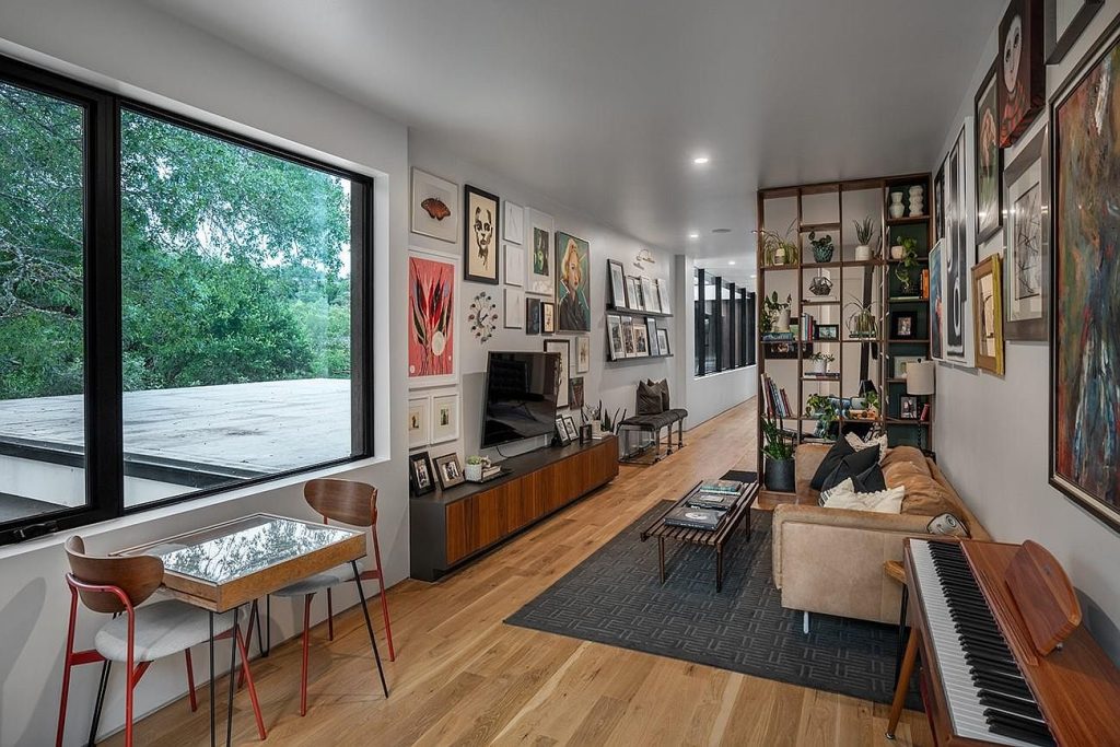 1001 Madrone Road