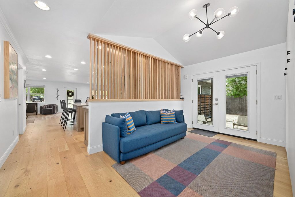 1713 Madison Avenue