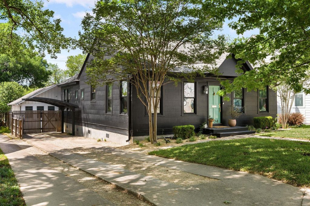 1704 Wethersfield Road