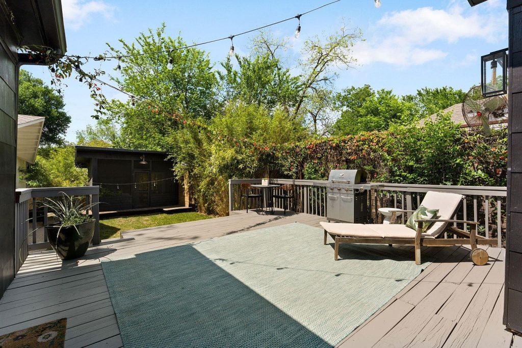 1704 Wethersfield Road