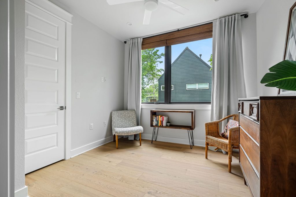 1905 16th Street Unit B