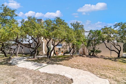 3564 Mountain Loop