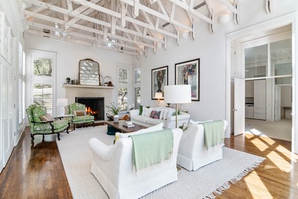 3564 Mountain Loop
