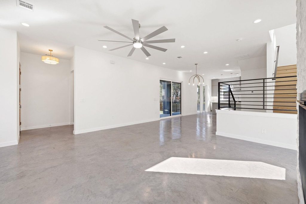 11009 4th Street