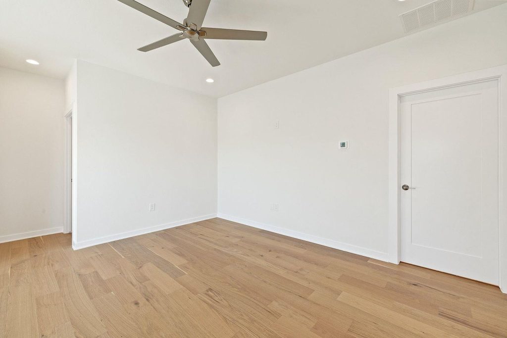 11009 4th Street