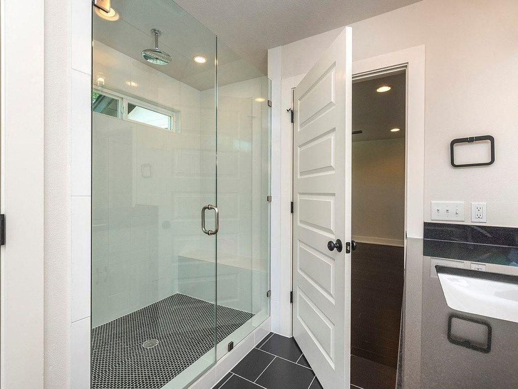 1182 Ridgeway Drive Unit A