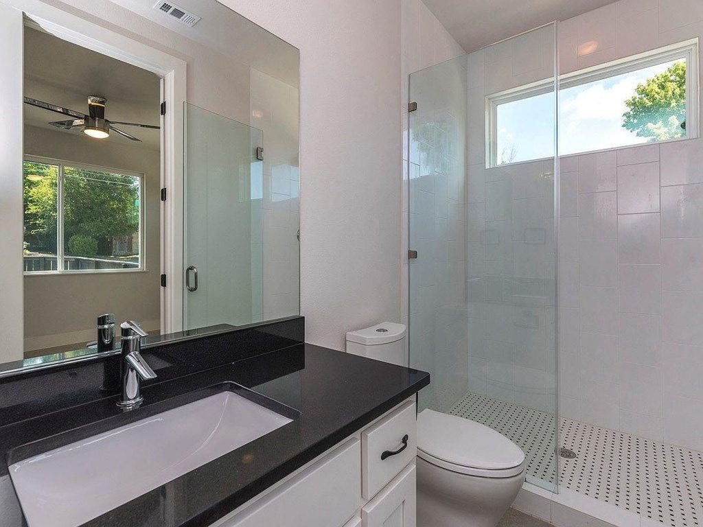 1182 Ridgeway Drive Unit A