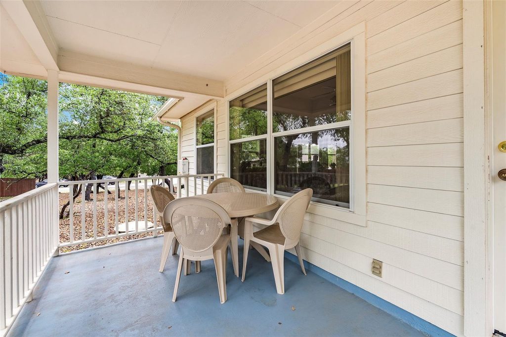 2601 Warren Cove