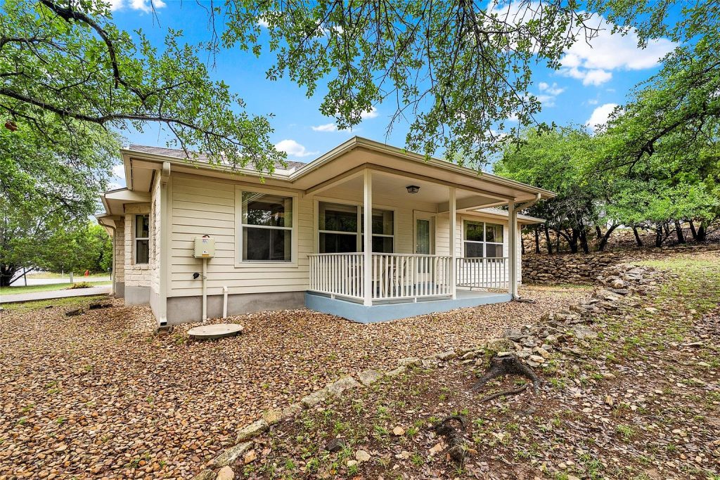 2601 Warren Cove