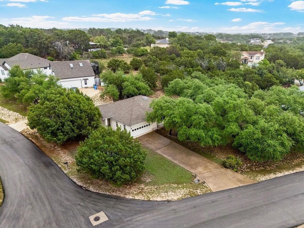 2601 Warren Cove