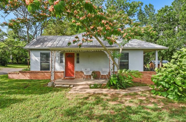 528 Old Mcdade Road