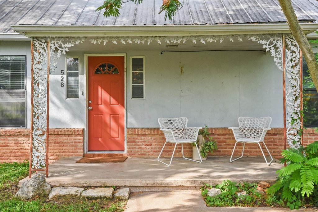 528 Old Mcdade Road