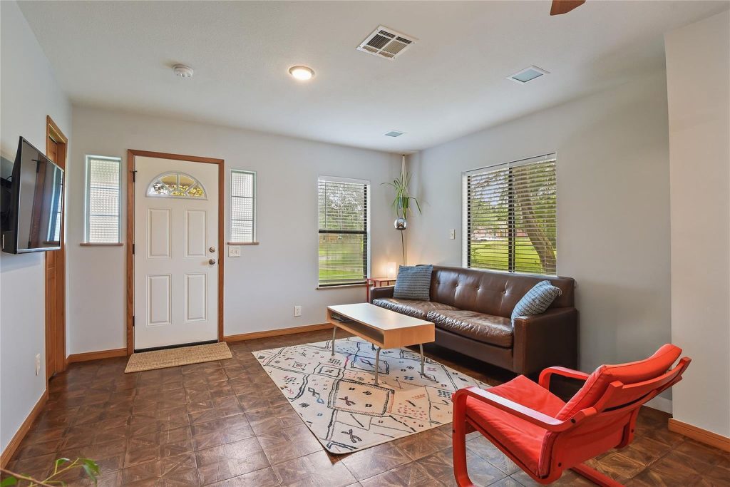 528 Old Mcdade Road