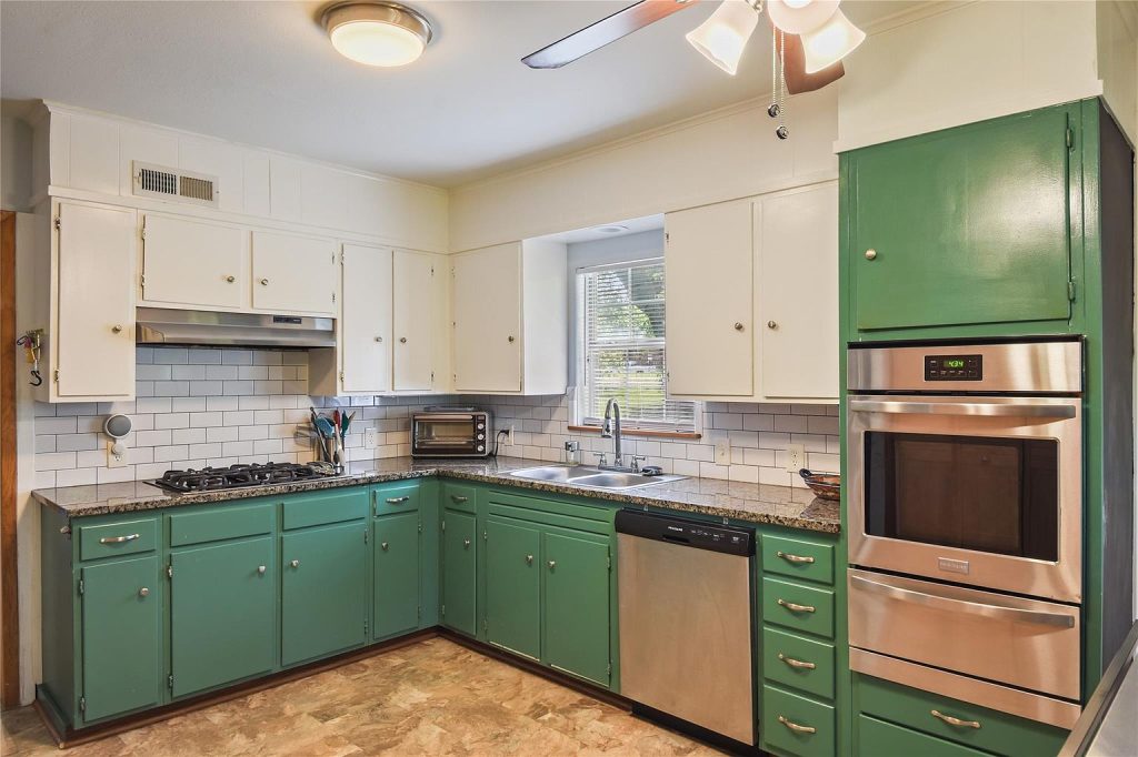 528 Old Mcdade Road