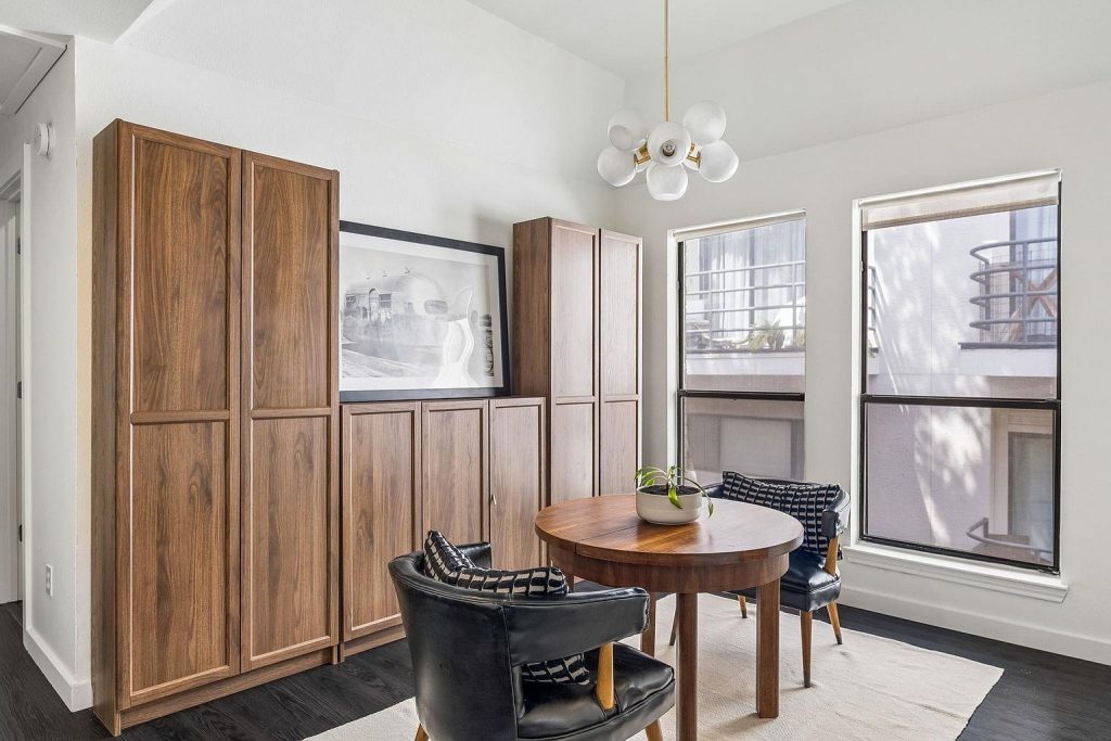 1404 Norwalk Lane APT 204