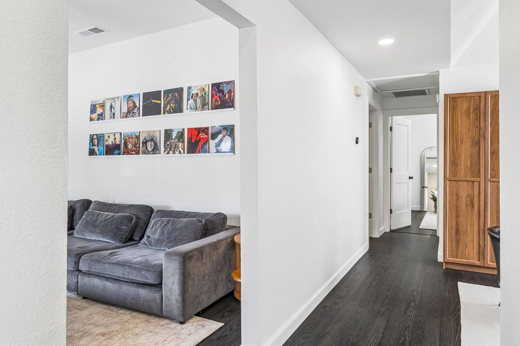 1404 Norwalk Lane APT 204