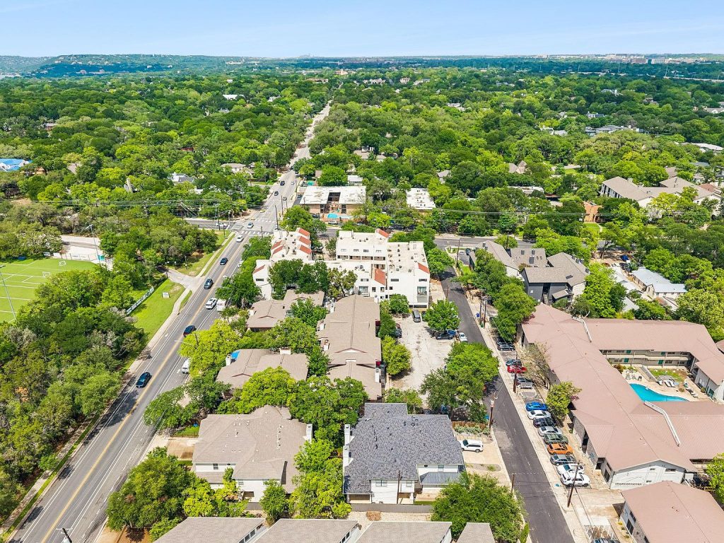 1404 Norwalk Lane APT 204