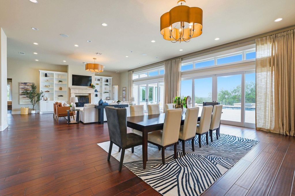 18601 Madrone Vista Drive