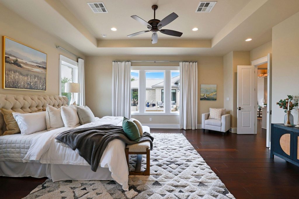 18601 Madrone Vista Drive