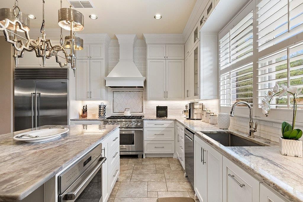 7609 Sandia Loop
