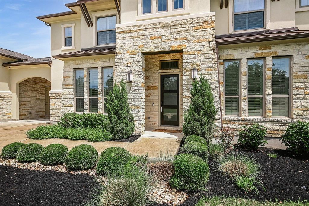 10809 Albero Cove