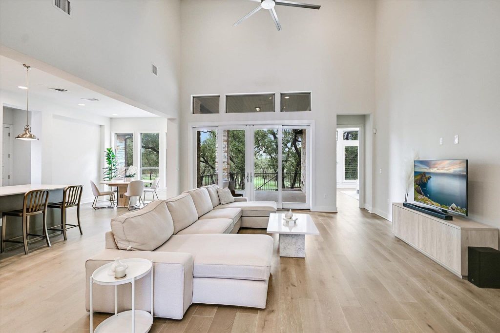 10809 Albero Cove
