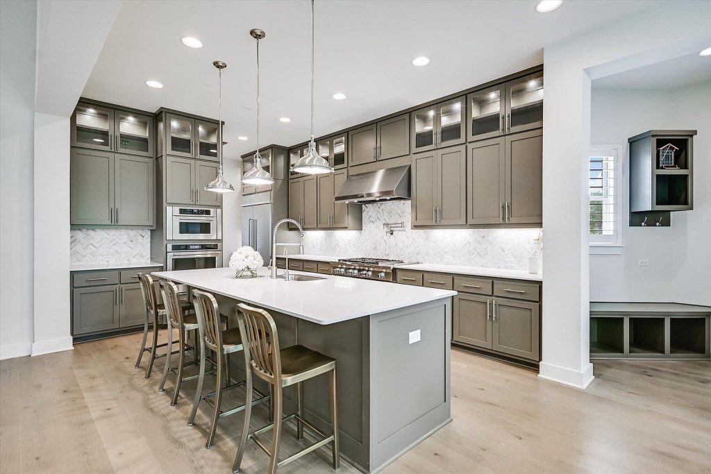 10809 Albero Cove