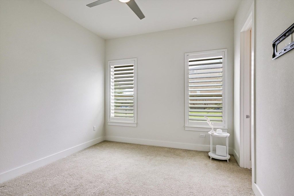 10809 Albero Cove