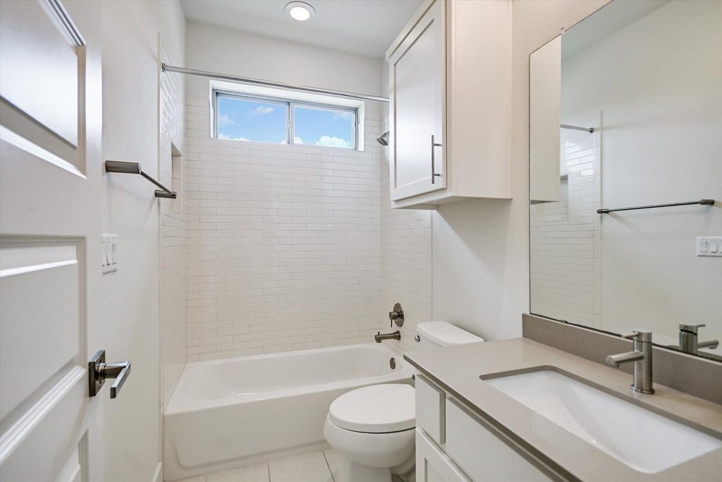 10809 Albero Cove