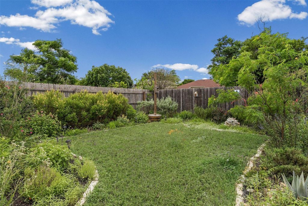 2601 Chandler Creek Boulevard Unit 11
