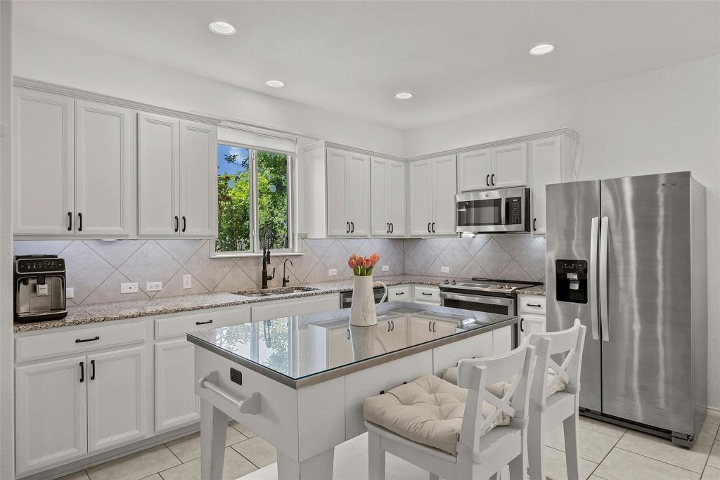 2601 Chandler Creek Boulevard Unit 11